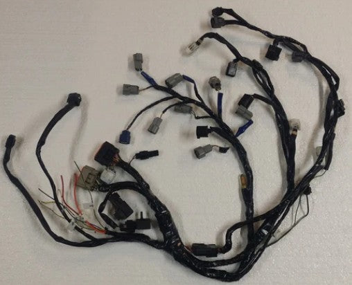GSXR 600 Wiring Harness Trimming – Sharp Mini Late Model Conversion